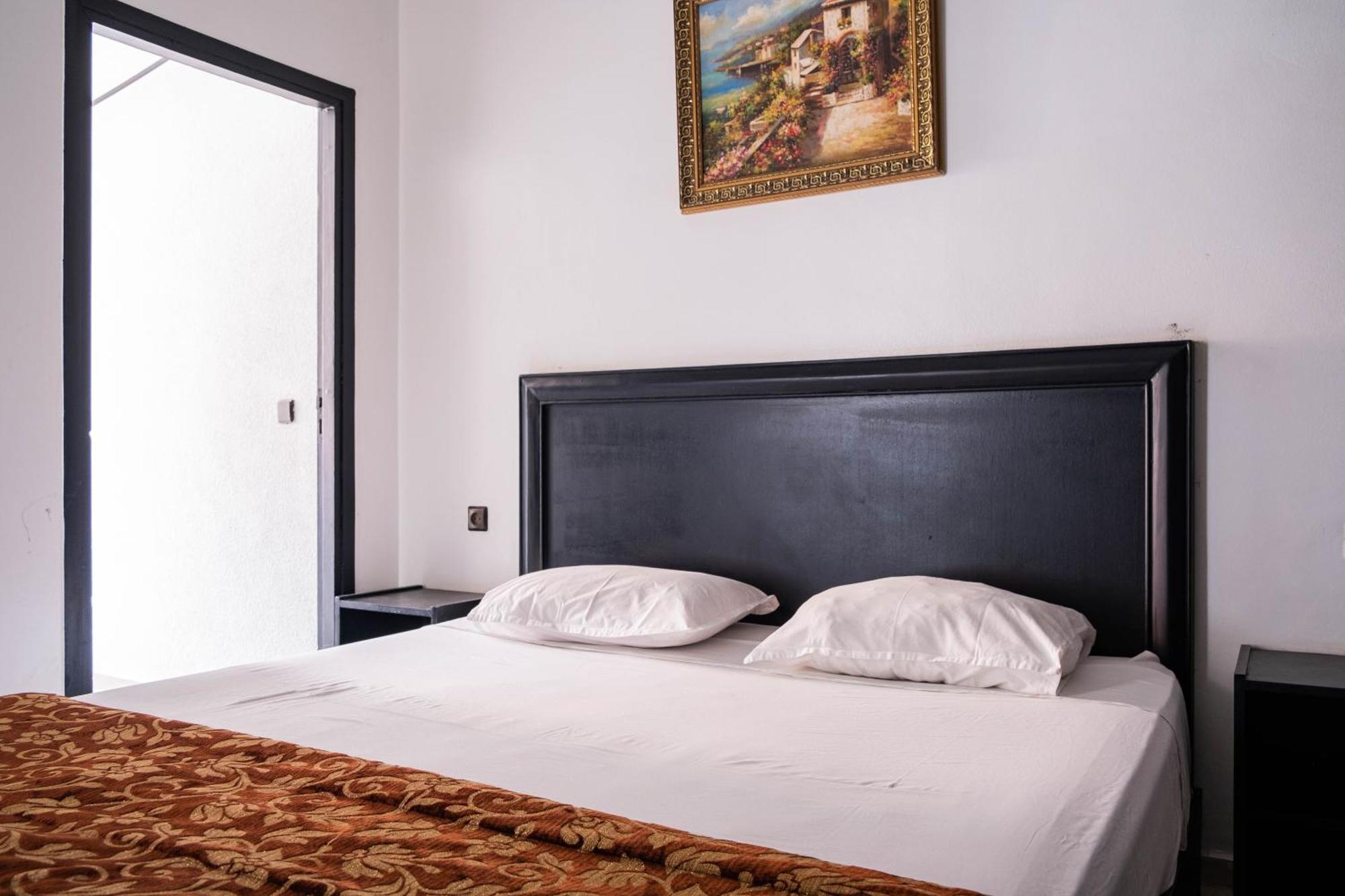 Apart Hotel Larbi Marraquexe Exterior foto